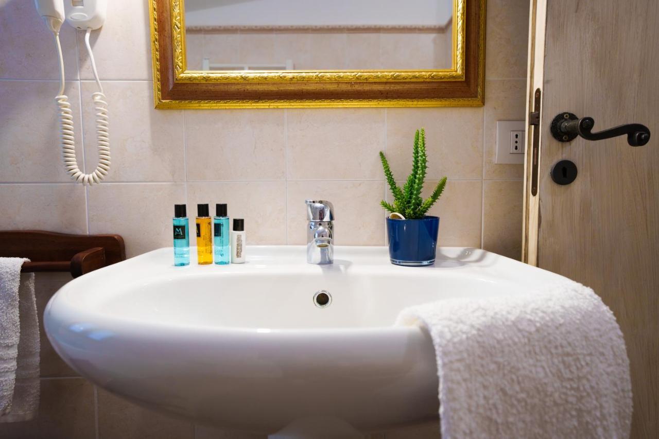 Quattro Torri B&B Santa Teresa Di Riva Dış mekan fotoğraf